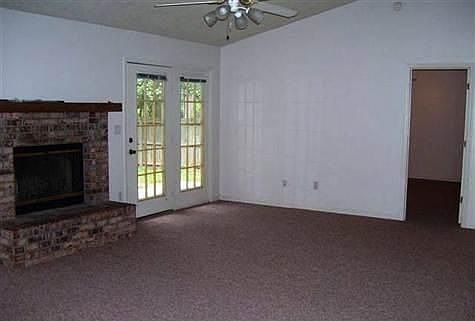 4th image of Minnow Creek Dr #2