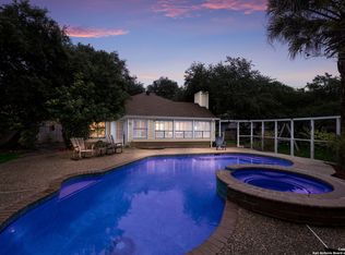 8802 Lost Arbor Cir, San Antonio, TX 78240