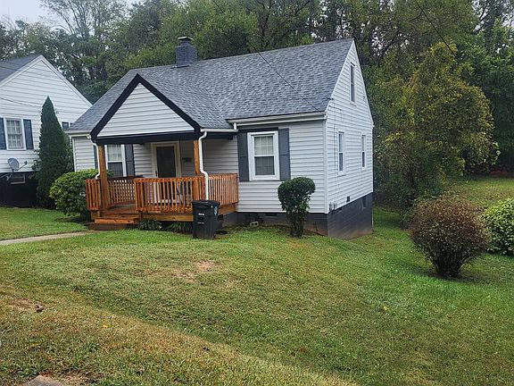 3rd image of 4808 Windsor Ave