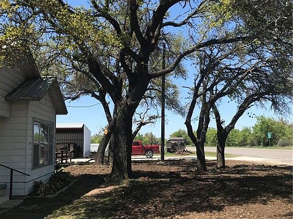 4th image of 10713 N Fm 219