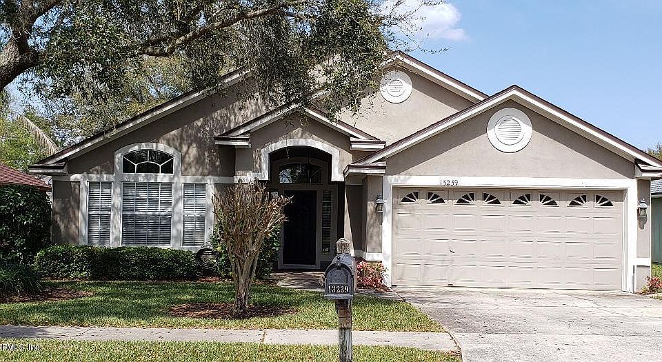 1st image of 13239 Arabella Dr