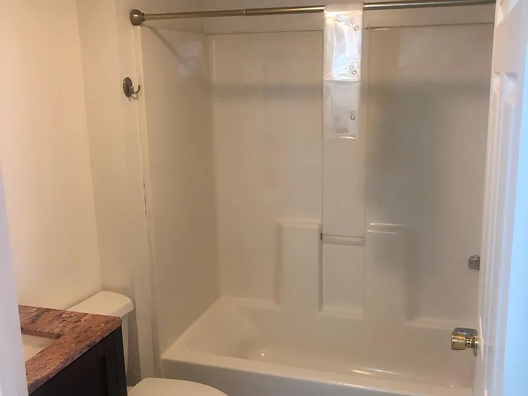 1722 Mitchell Ave — Photo 9