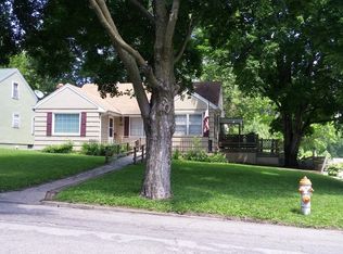 1915 S 33rd St, Saint Joseph, MO 64507
