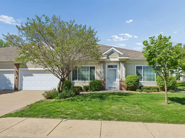 1725 S 50th St Unit 802, West Des Moines, IA 50265