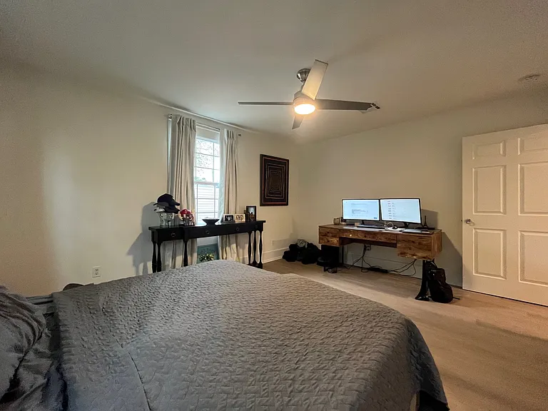 3326 Robert St — Photo 9