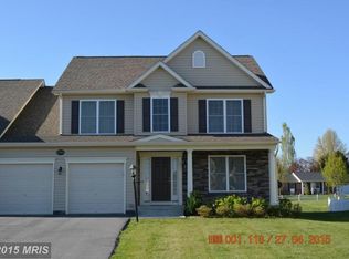 17913 Constitution Cir, Hagerstown, MD 21740