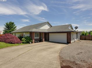 19216 Cokeron Dr, Oregon City, OR 97045