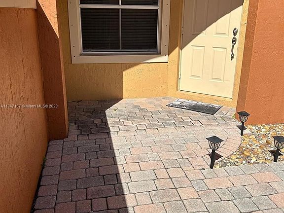 4th image of 2310 Coral Reef Ct #4708
