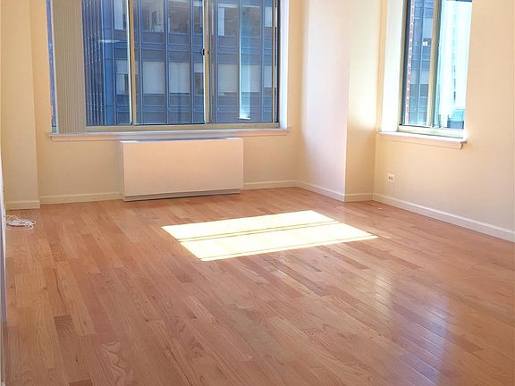 2nd image of 232-236 E 47th St #20C