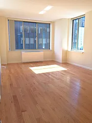 Rented by R New York