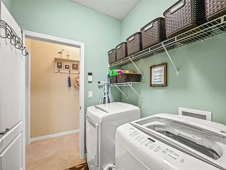 10522 Yorkstone Dr — Photo 26