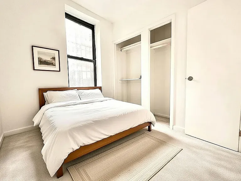 370 W 52nd St #3F — Photo 2