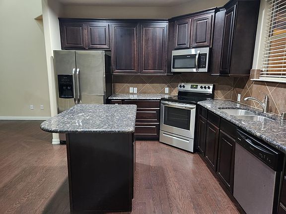 5th image of 4167 Florence Dr