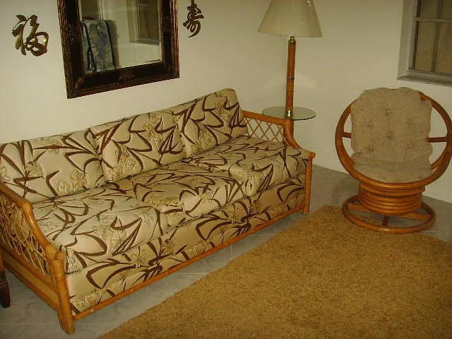 2 bed, 2.0 bath, 1005 sqft, $2,999 — Photo 2