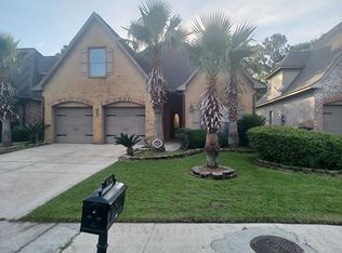 3234 Grassy Lake Dr, Baton Rouge, LA 70816