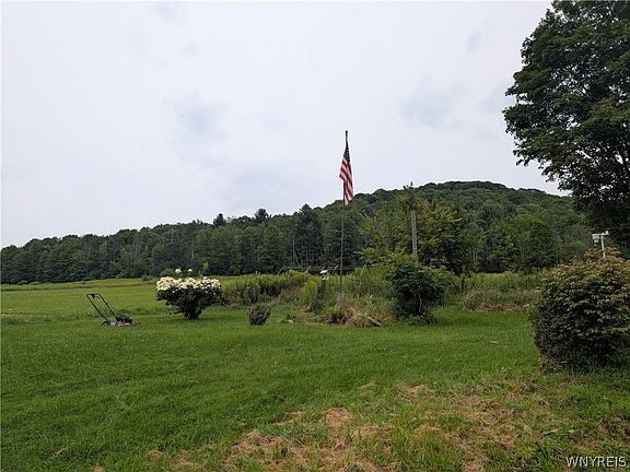 4th image of 386 W Notch Rd