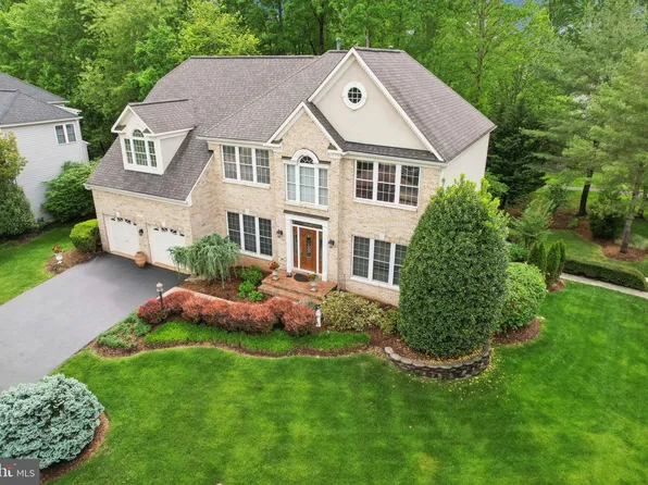 8130 Cancun Ct, Gainesville, VA 20155