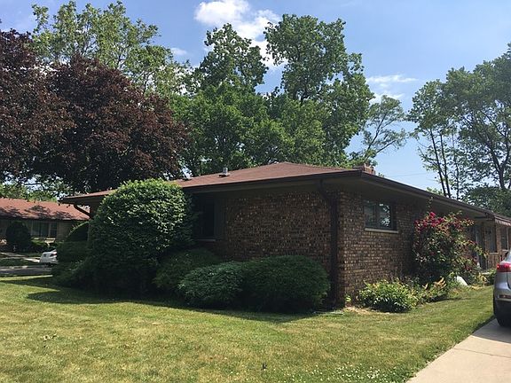 5th image of 901 Cromwell St