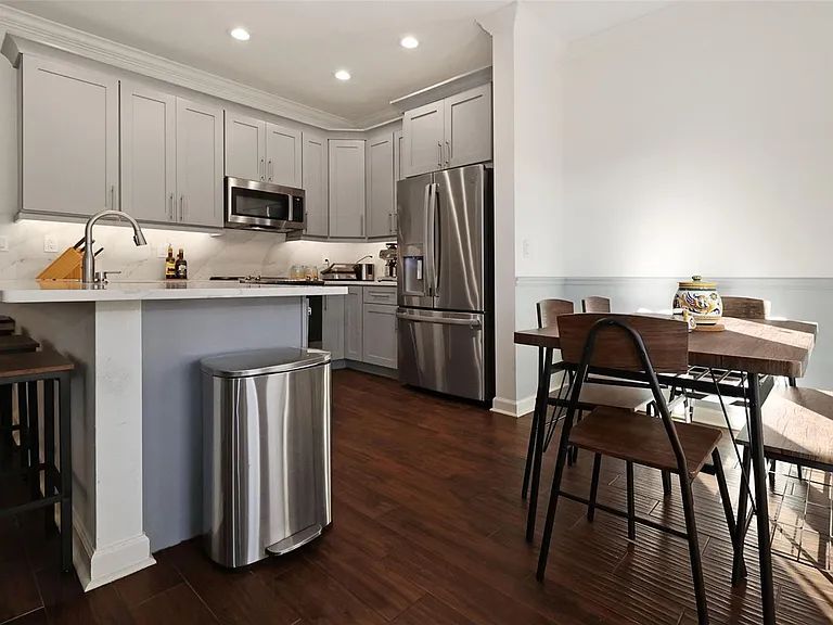 505 S Tampania Ave #2 — Photo 4
