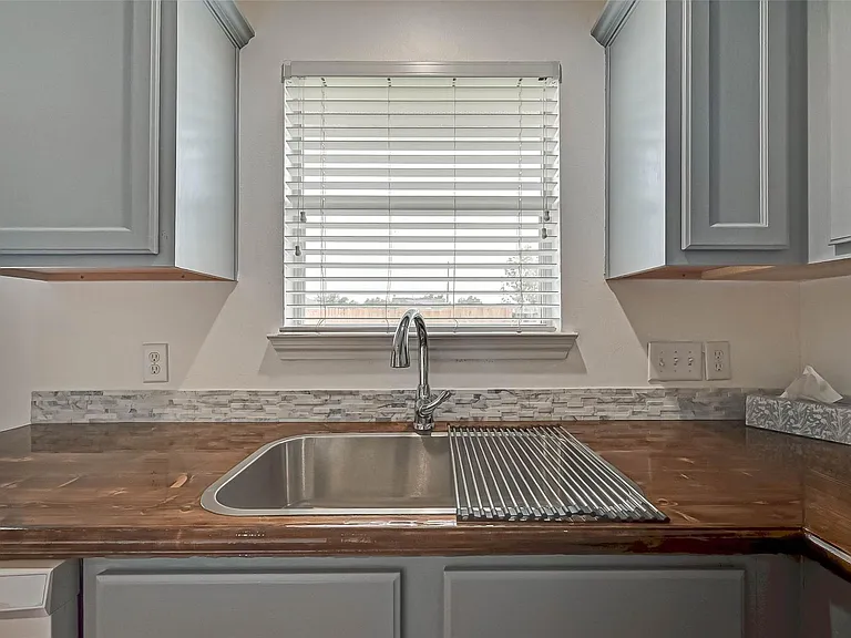 20227 Enchanted Rose Ln — Photo 20
