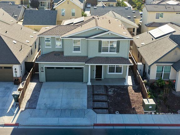 3rd image of 15 Pepper Tree Ct