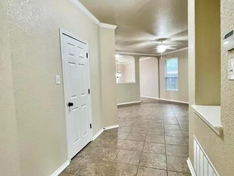 7807 Liberty Is — Photo 29