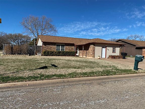 2nd image of 1750 Chucker Ct