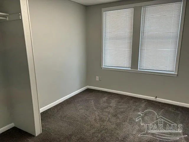 2709 N Davis Hwy — Photo 8