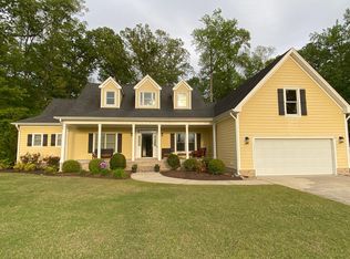 107 Green Spring Dr, Suffolk, VA 23435