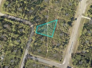 607 Flamingo Ave, Lehigh Acres, FL 33974