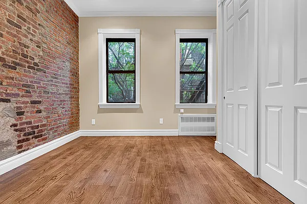 Rented by Cooper & Cooper Real Estate | media 9