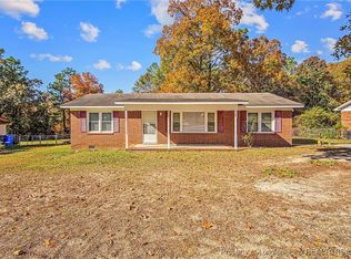 7530 Decatur Dr, Fayetteville, NC 28303