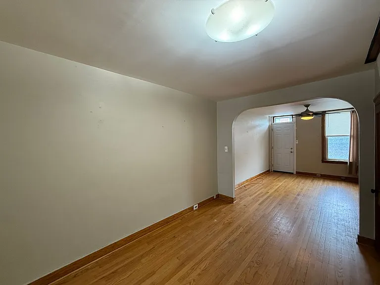 1448 Andre St — Photo 5