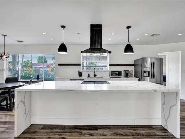 2106 NE 16th Ave, Fort Lauderdale, FL 33305