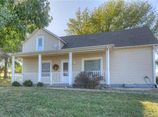 377 NW 130th Ln, Liberal, MO 64762
