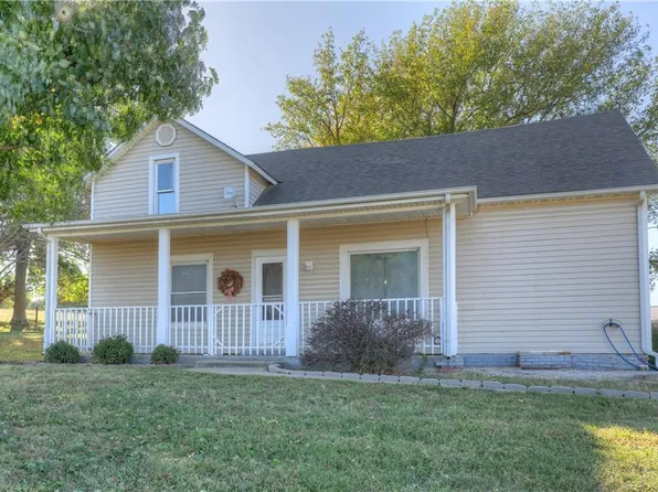 377 NW 130th Ln, Liberal, MO 64762