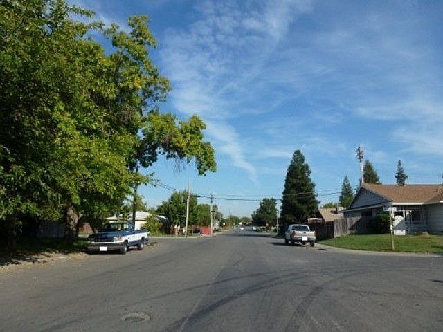 2nd image of 5431 Tyler St