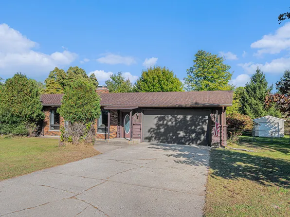 505 Peach St, Whitehall, MI 49461