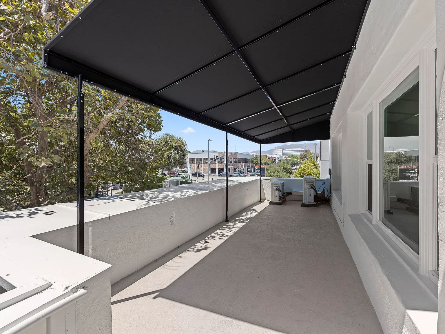 606 S Lake Ave — Photo 4