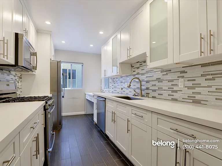 2223 S Bentley Ave #104 — Photo 10