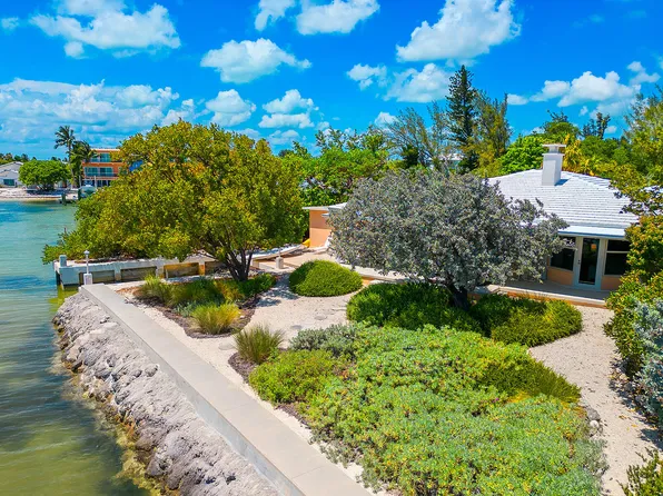 24 Treasure Rd, Marathon, FL 33050