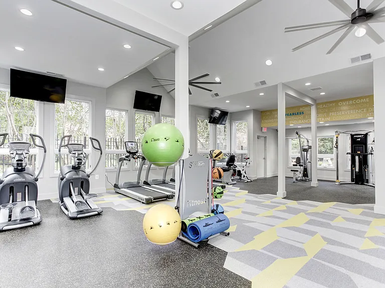 Shared amenities with next door community, Rosslyn Heights