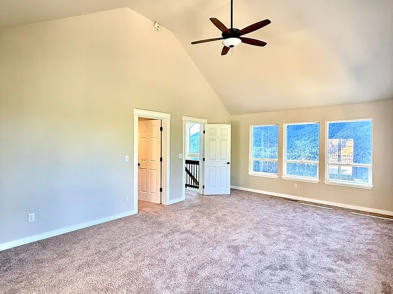 901 Manzanita Dr — Photo 22