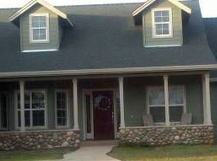 10144 Road Runner Way, Redding, CA 96003
