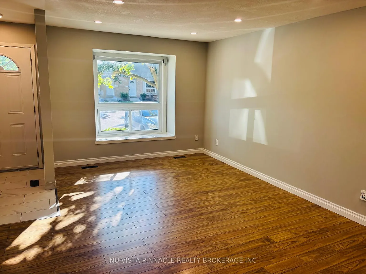 3 bed, $2,150 — Photo 2