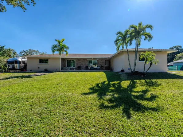 14260 SW 21st Street, Davie, FL 33325