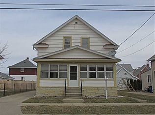 1034 W 7th Ave, Oshkosh, WI 54902