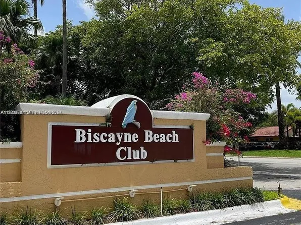 15581 SW 104th Ter, Miami, FL