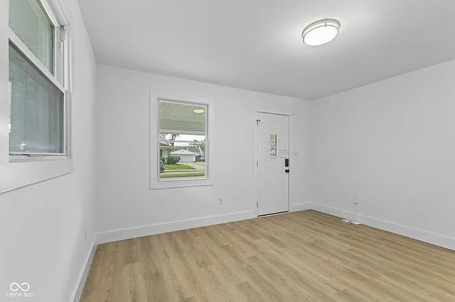 3038 Meredith Ave #2 — Photo 15