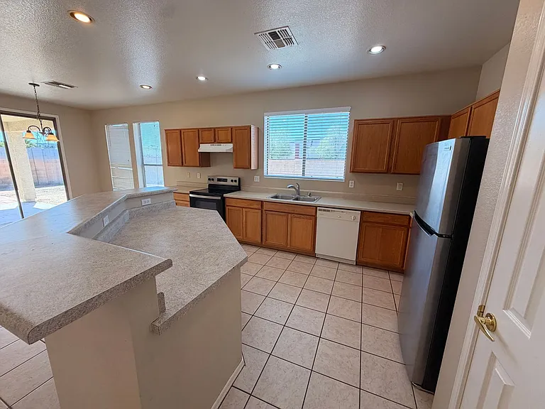 9817 W Las Palmaritas Dr — Photo 9